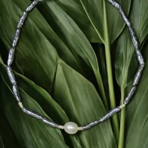 Silver Drift Pearl Necklace